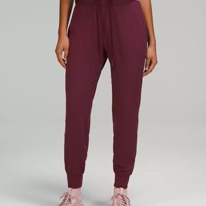 Lululemon Ready to Rulu High-Rise Jogger 
Full Length